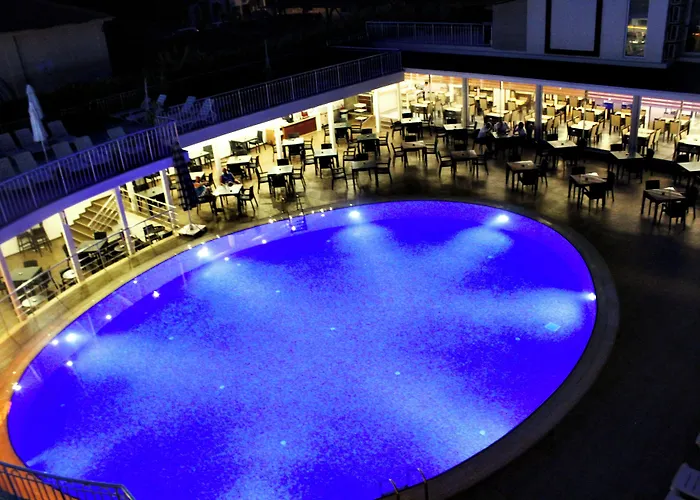 מלון Sun Park 3*