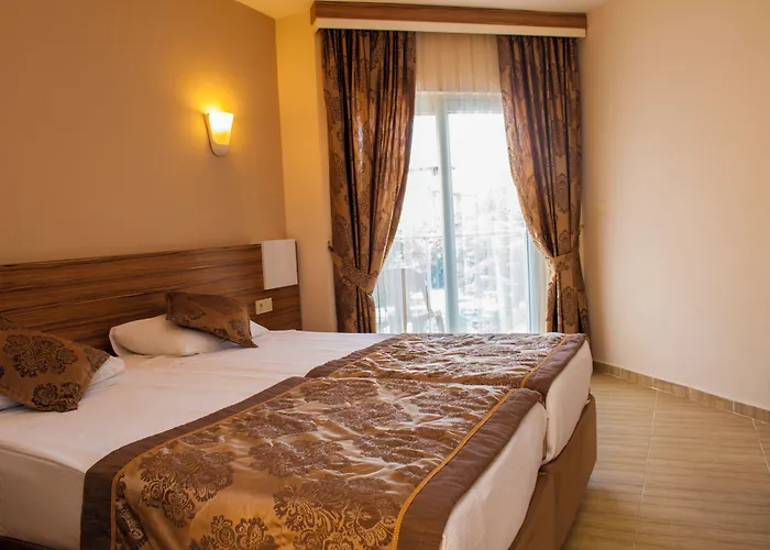 מלון Sun Park 3*