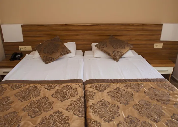 מלון Sun Park 3*