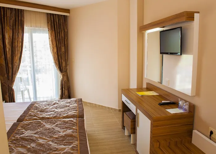 מלון Sun Park 3*